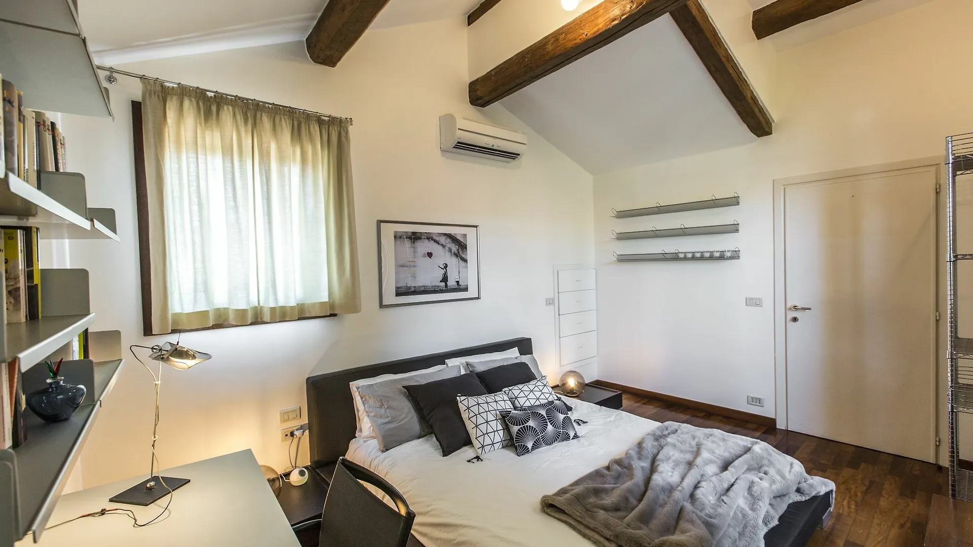 Apartament Attic Boutique San Marco R&R Wenecja